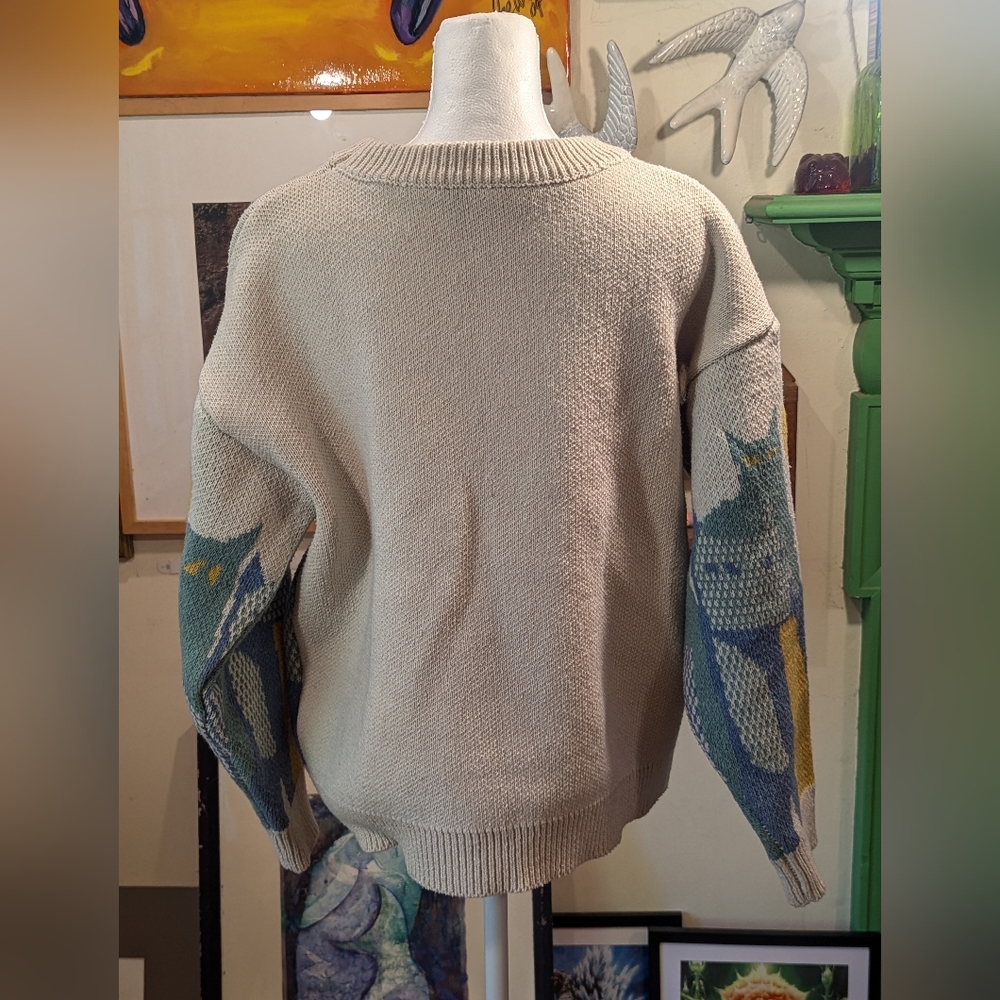 Vintage Cream Sweater with Blue, Green and Yellow Cat Motif - Picture 4 of 8